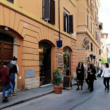 Banchi Vecchi - Short Let Service Apartment Rome