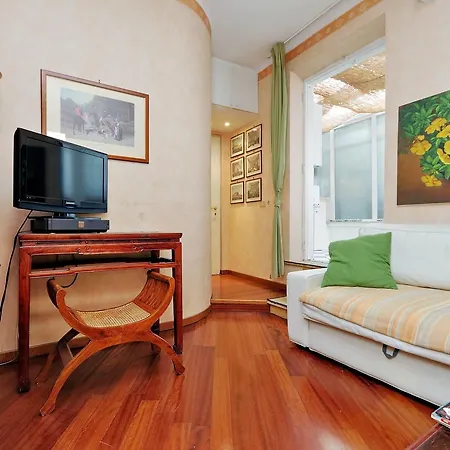 Banchi Vecchi - Short Let Service Apartment