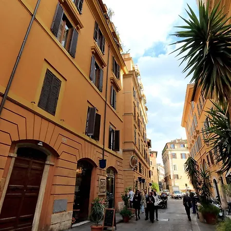 Banchi Vecchi - Short Let Service Apartment Rome